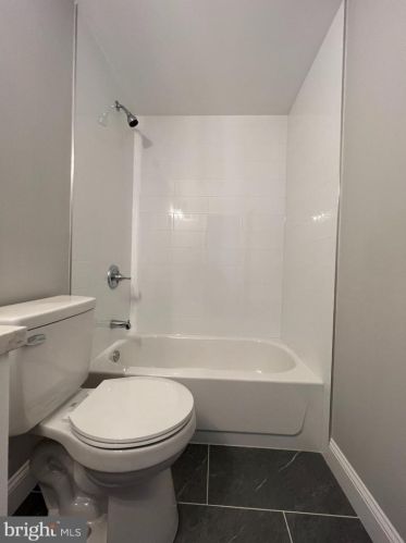 7261 Limekiln Pike, Philadelphia PA 19138-1333 exterior