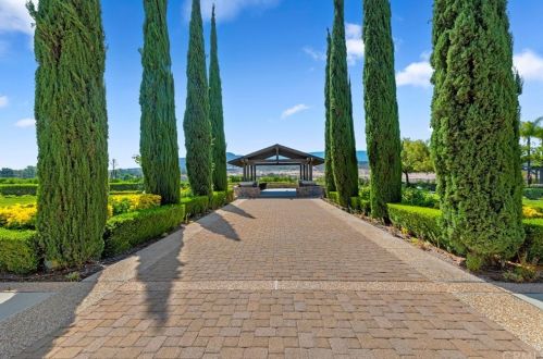 44169 Nighthawk Pass, Temecula CA exterior