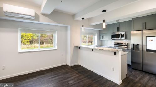 1825 Callowhill St, Philadelphia PA  19130-4115 exterior