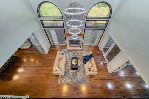 11 Beacon Hl Dr, Chester NJ exterior