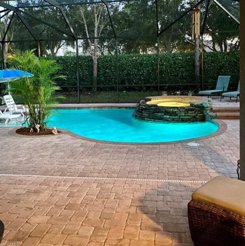 3259 Pacific Dr, Naples, FL 34119-8666