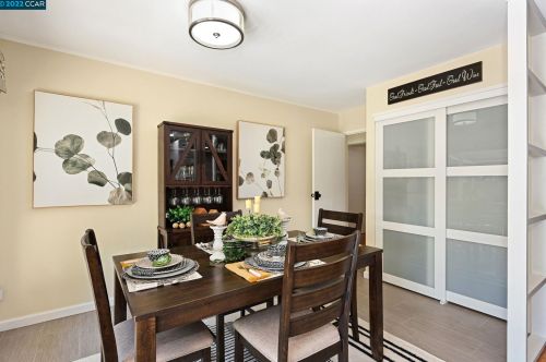 933 Santa Lucia Dr, Concord CA 94523-2366 exterior