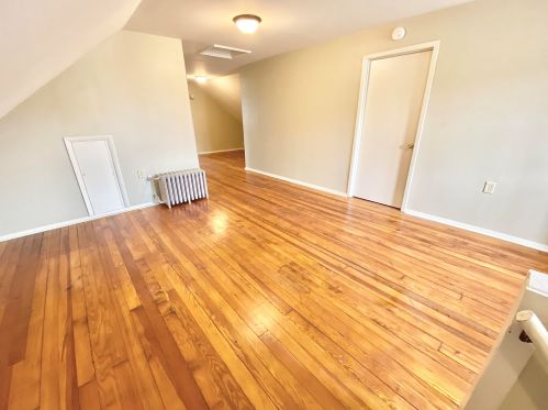 2840 15 St, Milwaukee WI 53215-3711 exterior