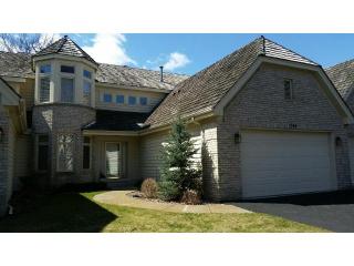 2064 Sherwood Ln, Hopkins, MN 55305-2413