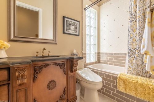 7558 Garibaldi Ct, Naples FL 34114-2642 exterior