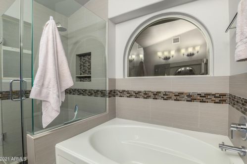 1620 Acoma Dr, Phoenix AZ 85032-5226 exterior