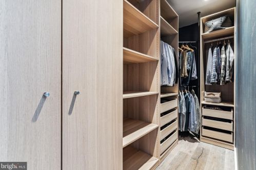 1114 Bodine St, Philadelphia PA  19147-5306 exterior