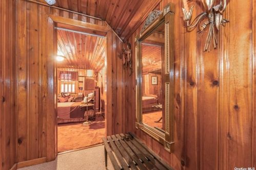 131 Bucknell Rd, Valley Stream NY 11580-5329 exterior