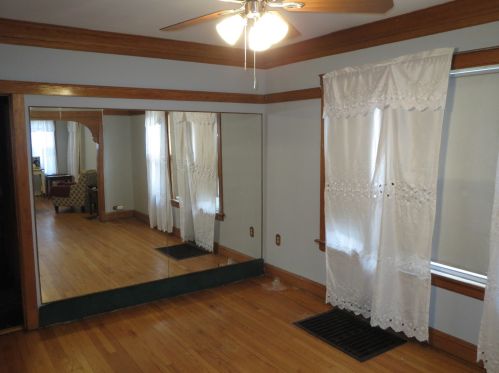 2415 Lombard Ave, Chicago IL 60804-4132 exterior