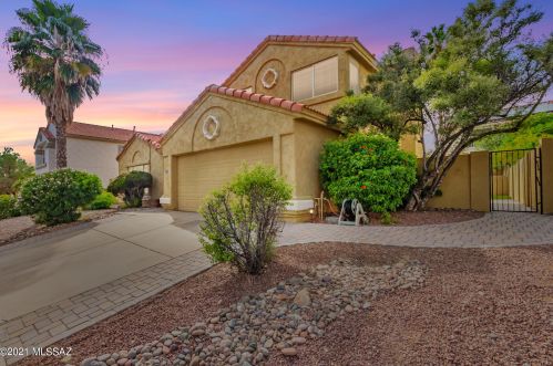 11871 Gray Eagle Ave, Tucson, AZ 85737-8660