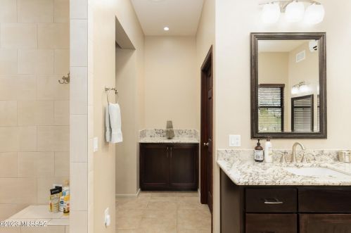 2106 Camino El Ganado, Tucson AZ  85718-4108 exterior