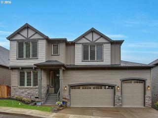 15352 Oakmont Pl, Portland, OR 97224-3254