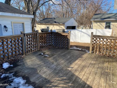 3765 Flamingo Ave, Wyoming MI exterior