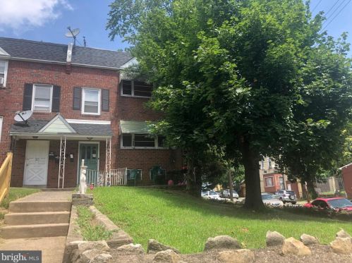 101 Main St, Darby PA 19023-2936 exterior