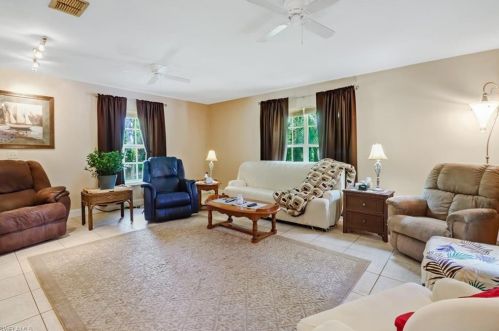 2481 22 Ave, Naples FL 34120-0055 exterior