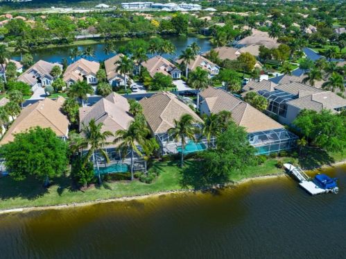 8446 Mallards Way, Naples, FL 34114-9488