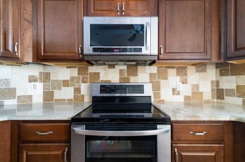 4302 Middle Lk Dr, Tampa FL 33624-3411 exterior