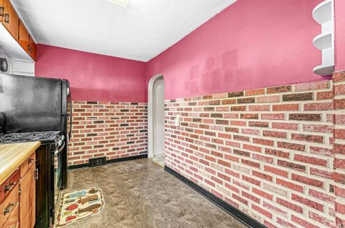 2116 Jefferson Blvd, Mishawaka IN 46545-7720 exterior