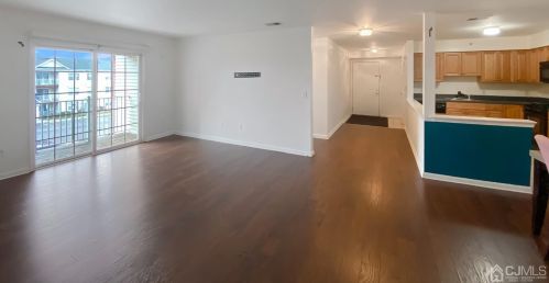 1338 Fernwood Ct, New Brunswick NJ  08901-2791 exterior