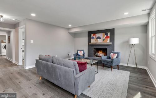 14409 Butternut Ct, Rockville MD 20853-2324 exterior