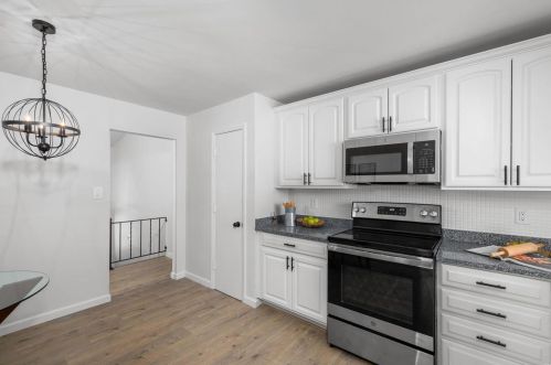 11541 Patty Ann Dr, Saint Louis MO 63146-5454 exterior