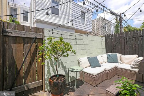 810 Judson St, Philadelphia PA 19121-2036 exterior