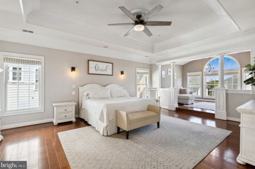 23309 Robin Song Dr, Clarksburg MD 20871-4500 exterior