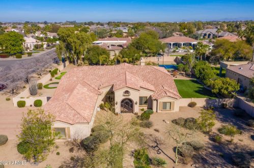 2616 Taurus Pl, Chandler, AZ 85249-3782