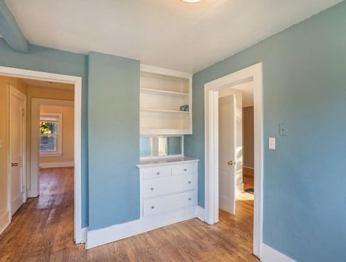 2361 Greenfield Ave, Wyoming MI exterior