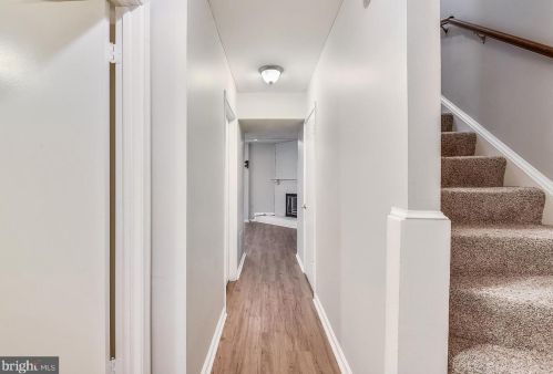 2685 Centennial Ct, Alexandria VA 22311-1304 exterior