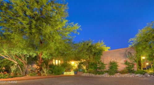 4850 Camino Escuela, Tucson, AZ 85718-5914