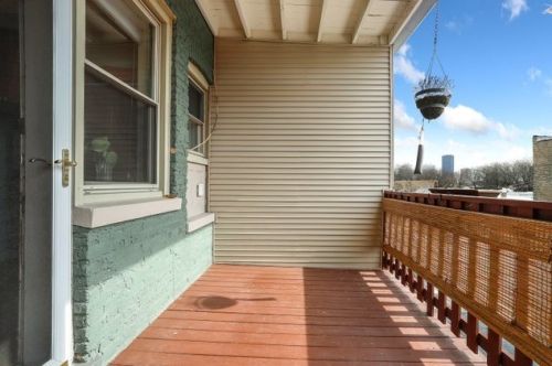 1521 Edgewater Ave, Chicago IL 60660-4210 exterior