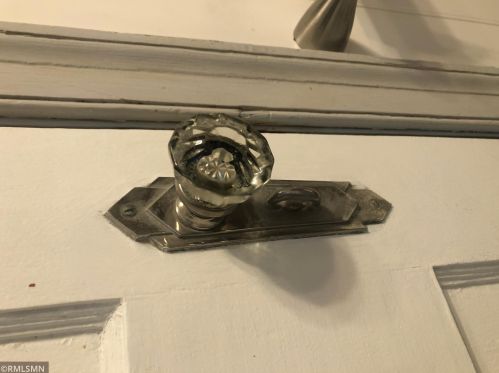 5089 Main St, Maple Plain MN 55359-9430 exterior