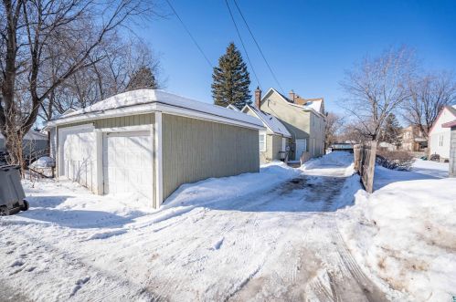 24 57th Ave, Duluth MN 55807-2347 exterior