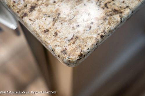 626 Berkeley Ave, Berkeley Township NJ 08721-3703 exterior