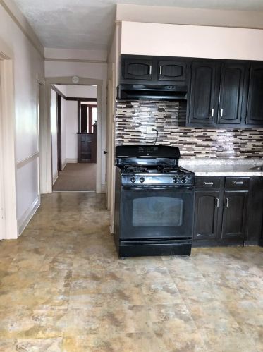 2648 Monitor Ave, Chicago IL 60630-3332 exterior