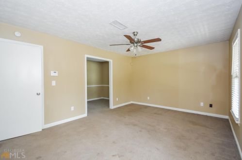 3156 Pequea Dr, Lithonia GA  30038-1120 exterior