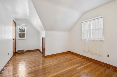 231 Munsey Ave, Pittsburgh PA 15227-2917 exterior