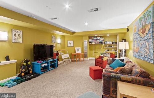 1019 Bent Rd, Media PA 19063-1623 exterior