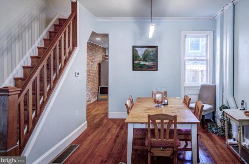 2004 Brandywine St, Philadelphia PA 19130-3204 exterior