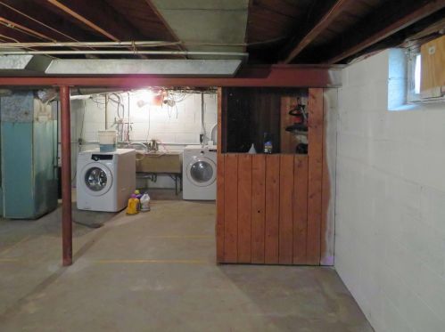 5662 65th St, Milwaukee WI 53218-2326 exterior