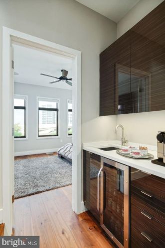 308 2nd St, Philadelphia PA 19133-0040 exterior