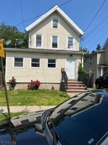 926 3rd St, Plainfield NJ 07063-1242 exterior