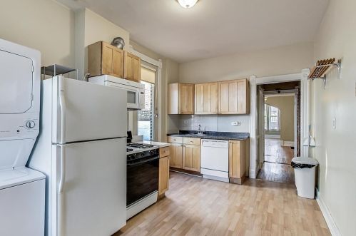 2324 Armitage Ave, Chicago IL 60647-4342 exterior