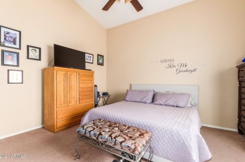 1207 Carson Rd, Phoenix AZ 85041-6615 exterior