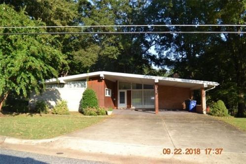504 2nd Ave, Conover, NC 28613-2006