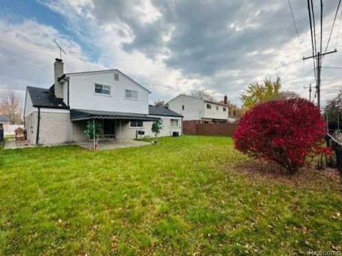 615 Norborne Ave, Dearborn Heights MI  48127-3761 exterior