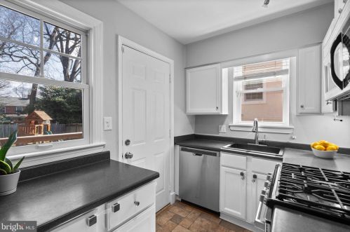 10015 Sidney Rd, Silver Spring MD  20901-2138 exterior