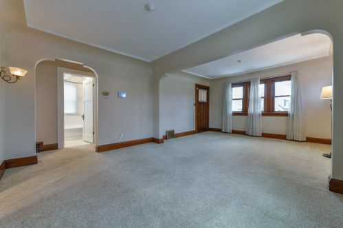 7503 Stevenson St, Milwaukee WI  53213-3549 exterior