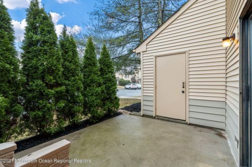 1202 Dahlia Ct, Jackson Twp NJ 08527-4160 exterior